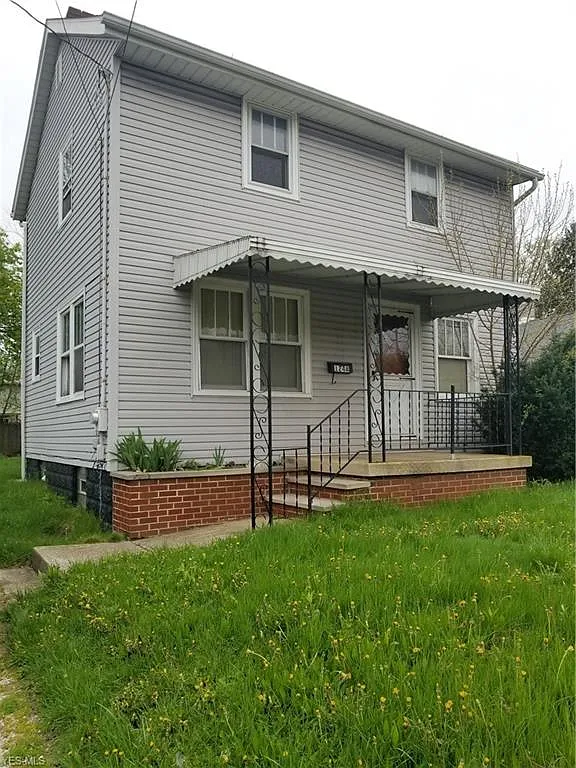 1248 Burkhardt Ave photo 1