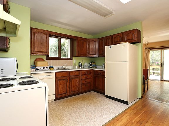 5th image of 16 Joysan Ct