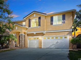 6828 Sweet Clover Ct, Corona, CA 92880