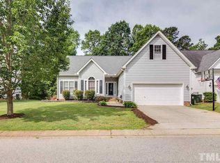 9024 Erinsbrook Dr, Raleigh, NC 27617