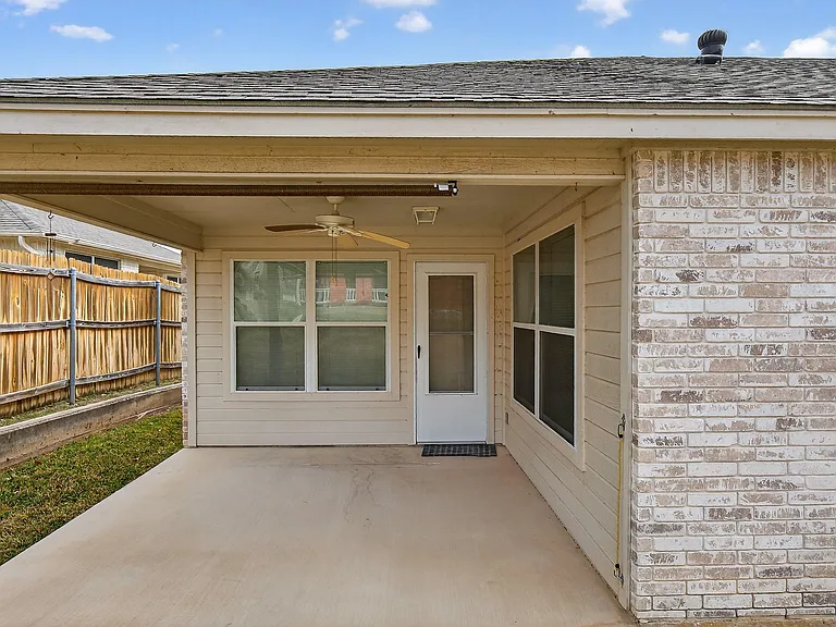 268 Braeburn Cir #B — Photo 21