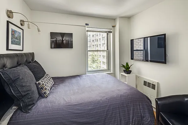 Sold by Stribling | media 23