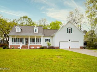 2511 Hickory St, New Bern, NC 28562
