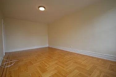 Rented by Silverstein Collection LLC 