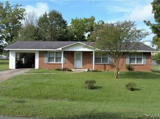 2402 Roselawn St, Northport, AL 35476