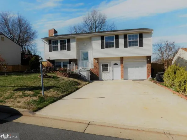 1401 E Beech Rd, Sterling, VA 20164