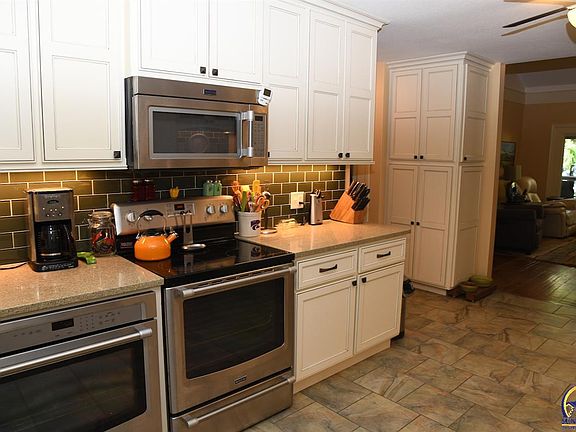 5th image of 1701 Hammond Dr