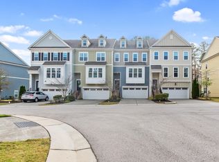 637 Edgewater Ridge Ct, Apex, NC 27523