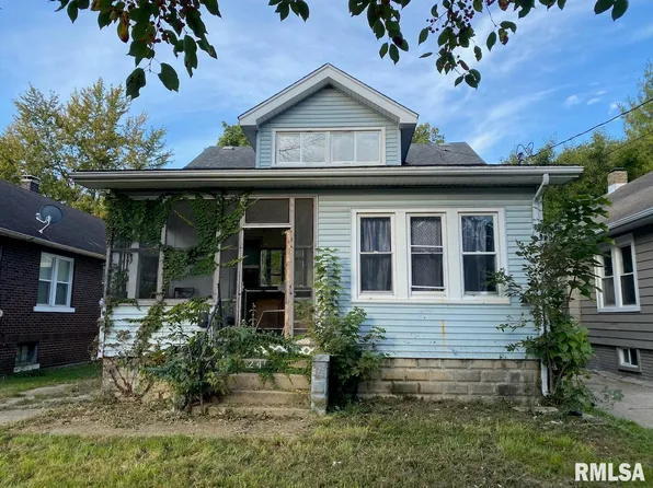 2405 N Delaware St, Peoria, IL 61603