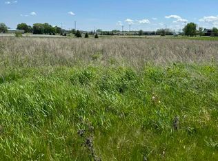 Pelican Dr, Pulaski, WI 54162