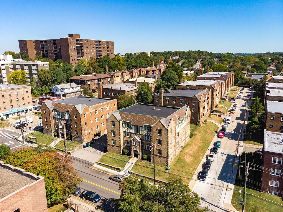 Hempstead Road Apartments