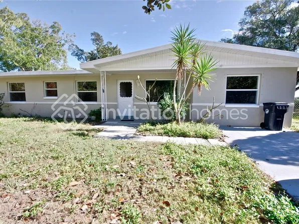 413 Country Club Dr, Oldsmar, FL 34677