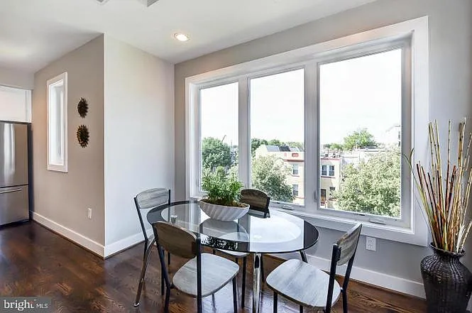 1200 Staples St NE #3 — Photo 6