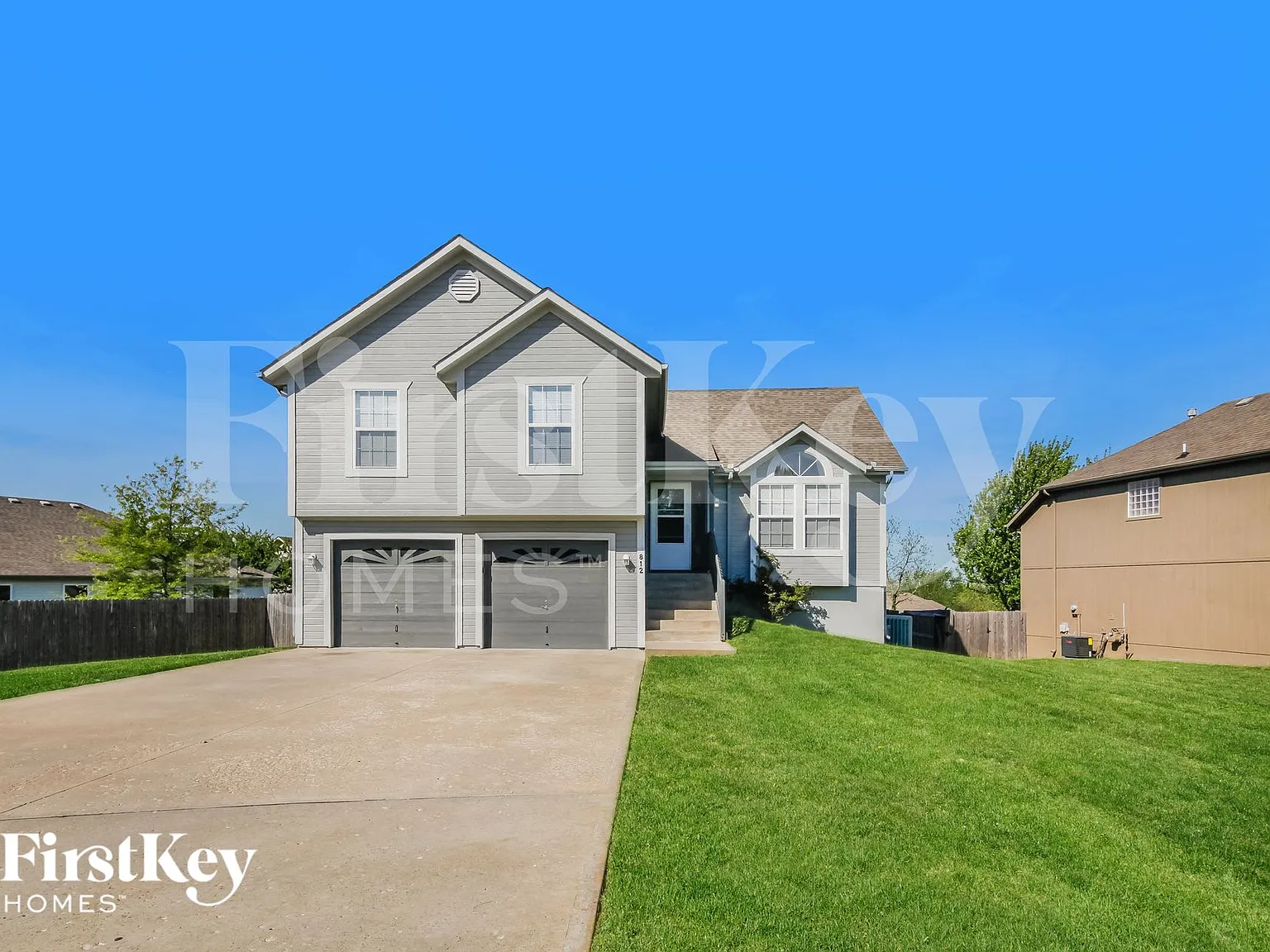 4 bed, 2.5 bath, 2320 sqft, $2,985 — Photo 1