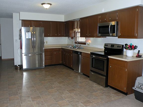 4th image of 706 Park Hill Dr