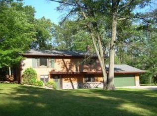 N6530 Old Lake Rd, Shawano, WI 54166