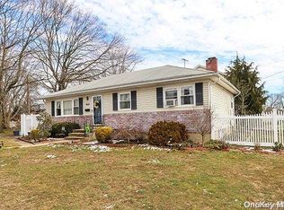 1469 Rhode Ave, Merrick, NY 11566