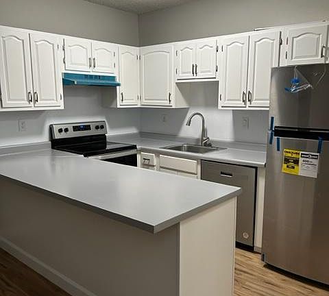 2nd image of 31 Thomas Ave APT 11