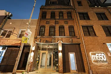 650 Montgomery Street, #403