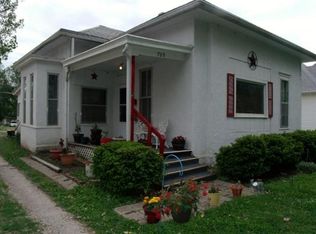 709 Shawnee St, Hiawatha, KS 66434
