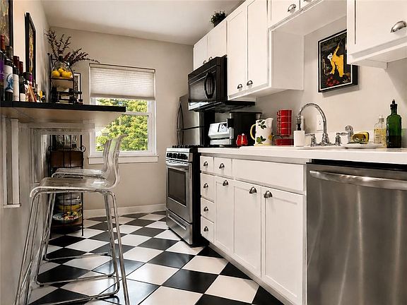 4th image of 4536 Broadway Blvd #3S-6C