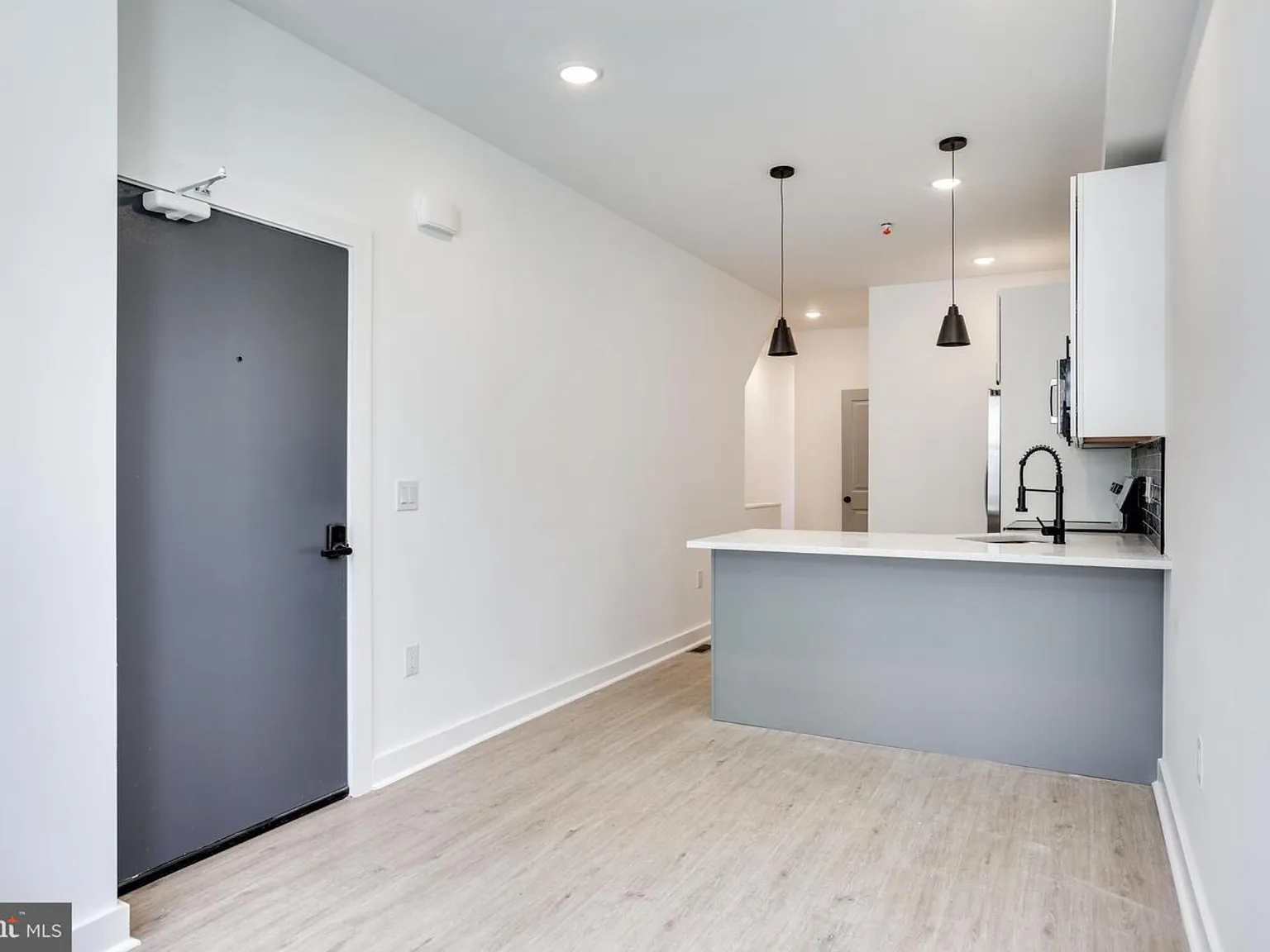 922 W Arizona St #1 — Photo 1
