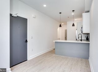 922 W Arizona St #1, Philadelphia, PA 19133