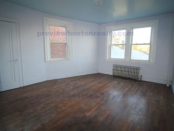 3rd image of 2045 Commonwealth Ave #144