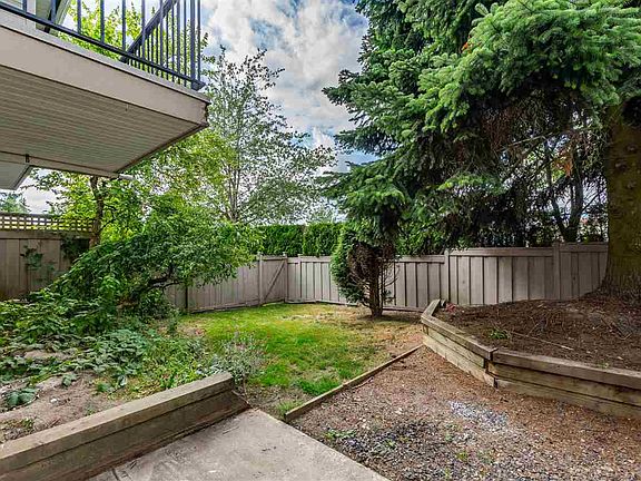 3rd image of 8716 Walnut Grove Dr #32
