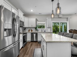 1144 Lock 4 Rd #J4, Gallatin, TN 37066