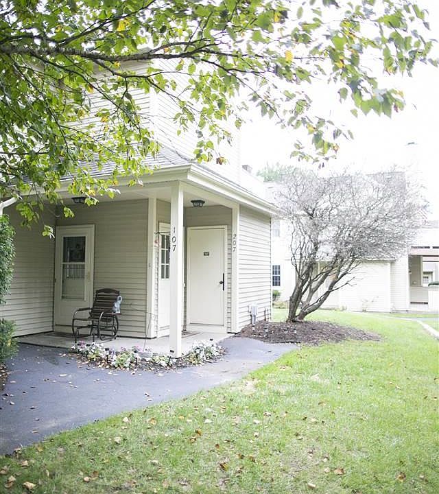 1st image of 207 Monmouth Way