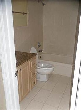 5th image of 3106 Bird Ave #3106