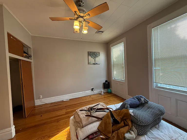 308 Columbia Ave #2R — Photo 6