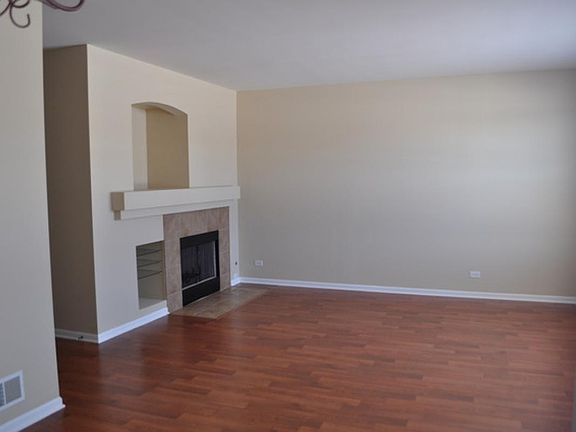 5th image of 2805 Glacier Way Unit C