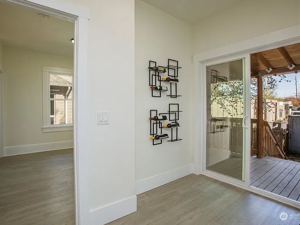 627 NW 44th St APT 1