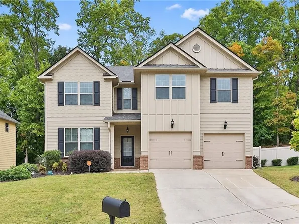 118 Village Walk Dr, Newnan, GA 30265