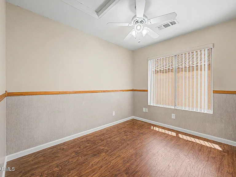 3311 E San Angelo Ave — Photo 20