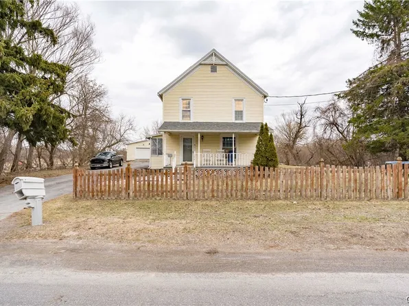 8746 Factory St, Evans Mills, NY 13637