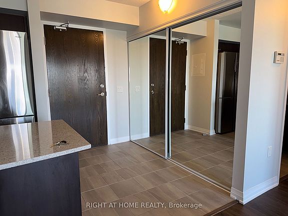 3rd image of 40 Via Rosedale Way #307