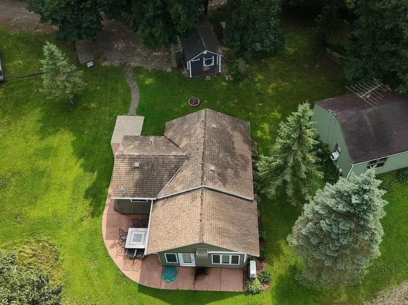 3 Shoreview Ln, Winnebago, MN 56098