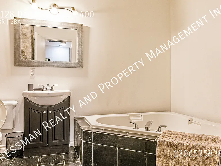 2128 Dewdney Ave #400 — Photo 23