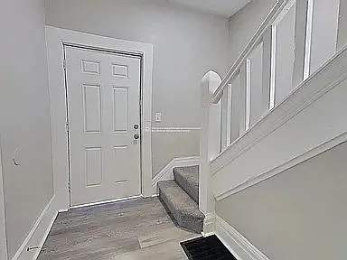 4 bed, 2.0 bath, 1799 sqft, $1,897 — Photo 2
