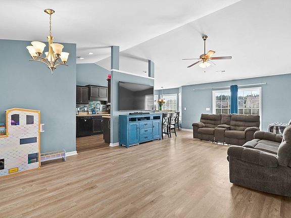 4th image of 1445 Abberbury Dr. #1445 Abberbury Drive