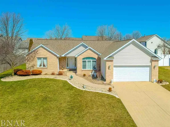 42 Hodgehaven Cir, Bloomington, IL 61704