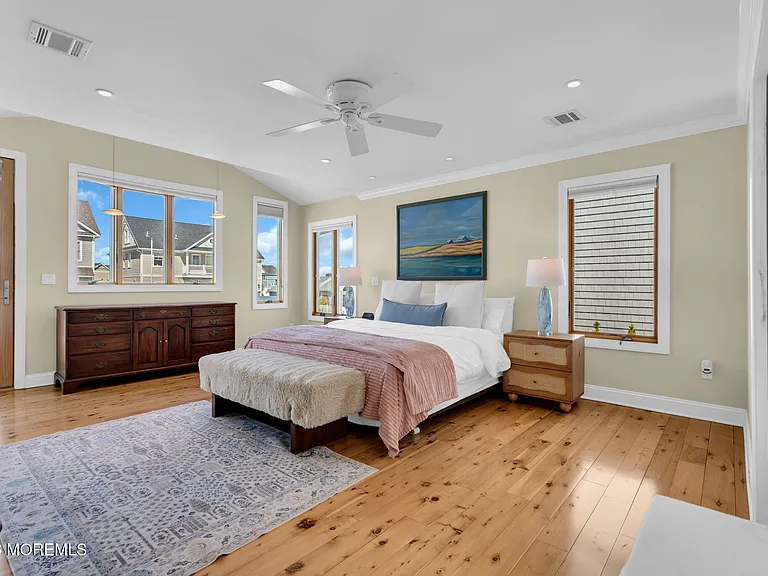 326 Cutter Ln — Photo 17