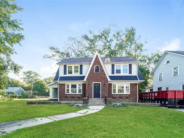 571 Crestview Ave, Akron, OH 44320