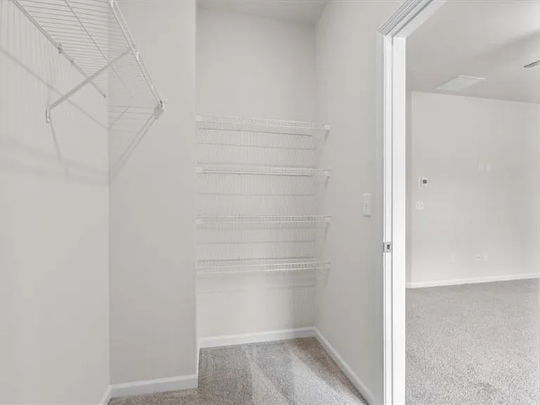 265 Dupont Dr — Photo 11