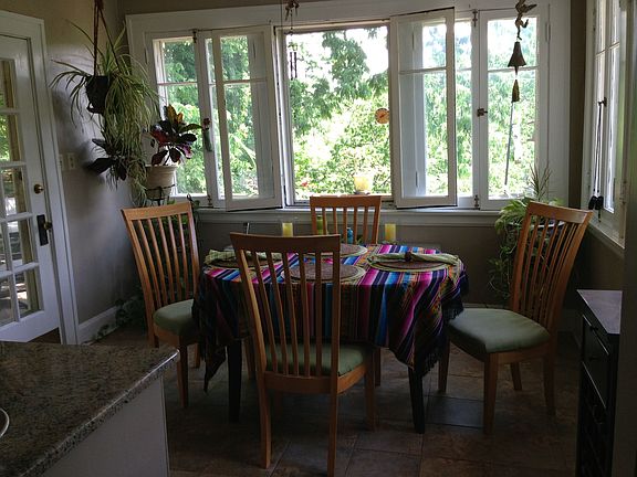 5th image of 12 Burton Woods Ln