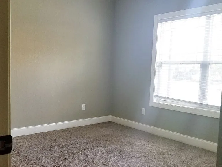 123 Weston Dr — Photo 9