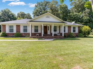 616 Coulwood Dr, Charlotte, NC 28214